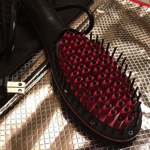 Simply Straight Straightening Brush